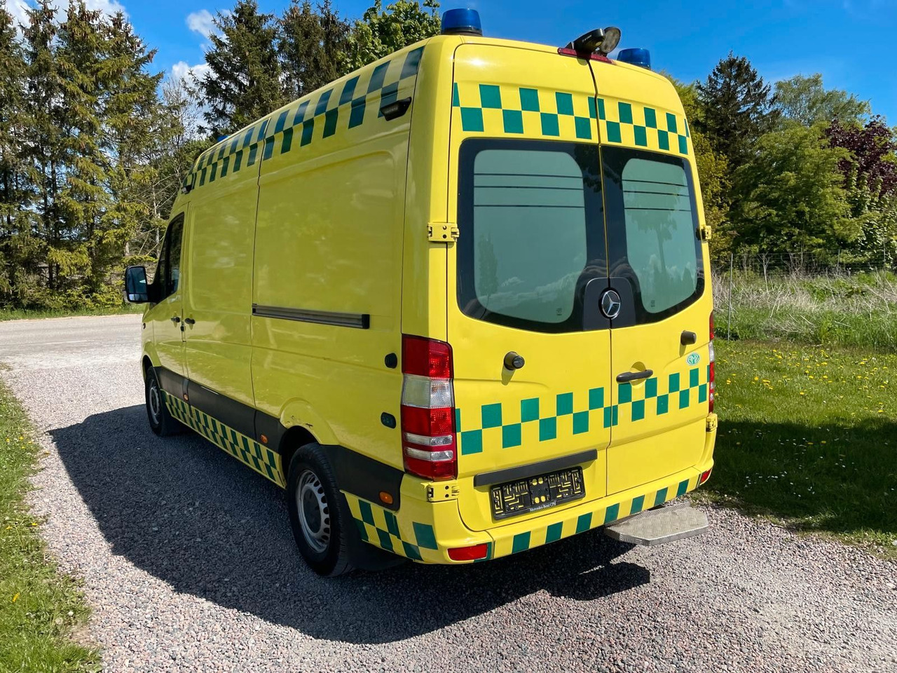 Mercedes-Benz Sprinter II Kasten 316 CDI Aut Ambulance* - Pohotovostní vůz: obrázek 3 Mercedes-Benz Sprinter II Kasten 316 CDI Aut Ambulance* - Pohotovostní vůz: obrázek 3