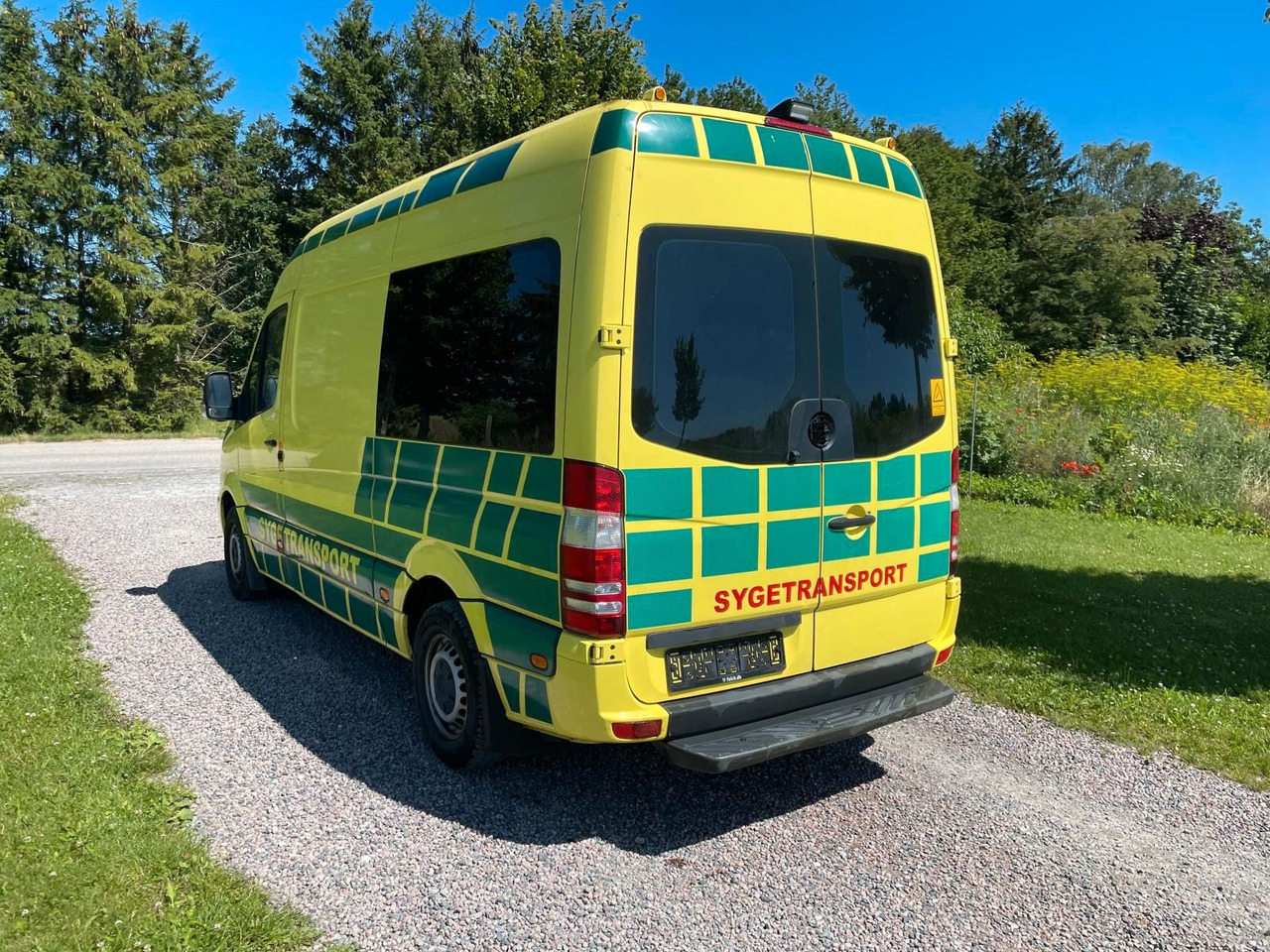 Mercedes-Benz Sprinter II Kasten 316 CDI Aut *Ambulance - Pohotovostní vůz: obrázek 3 Mercedes-Benz Sprinter II Kasten 316 CDI Aut *Ambulance - Pohotovostní vůz: obrázek 3