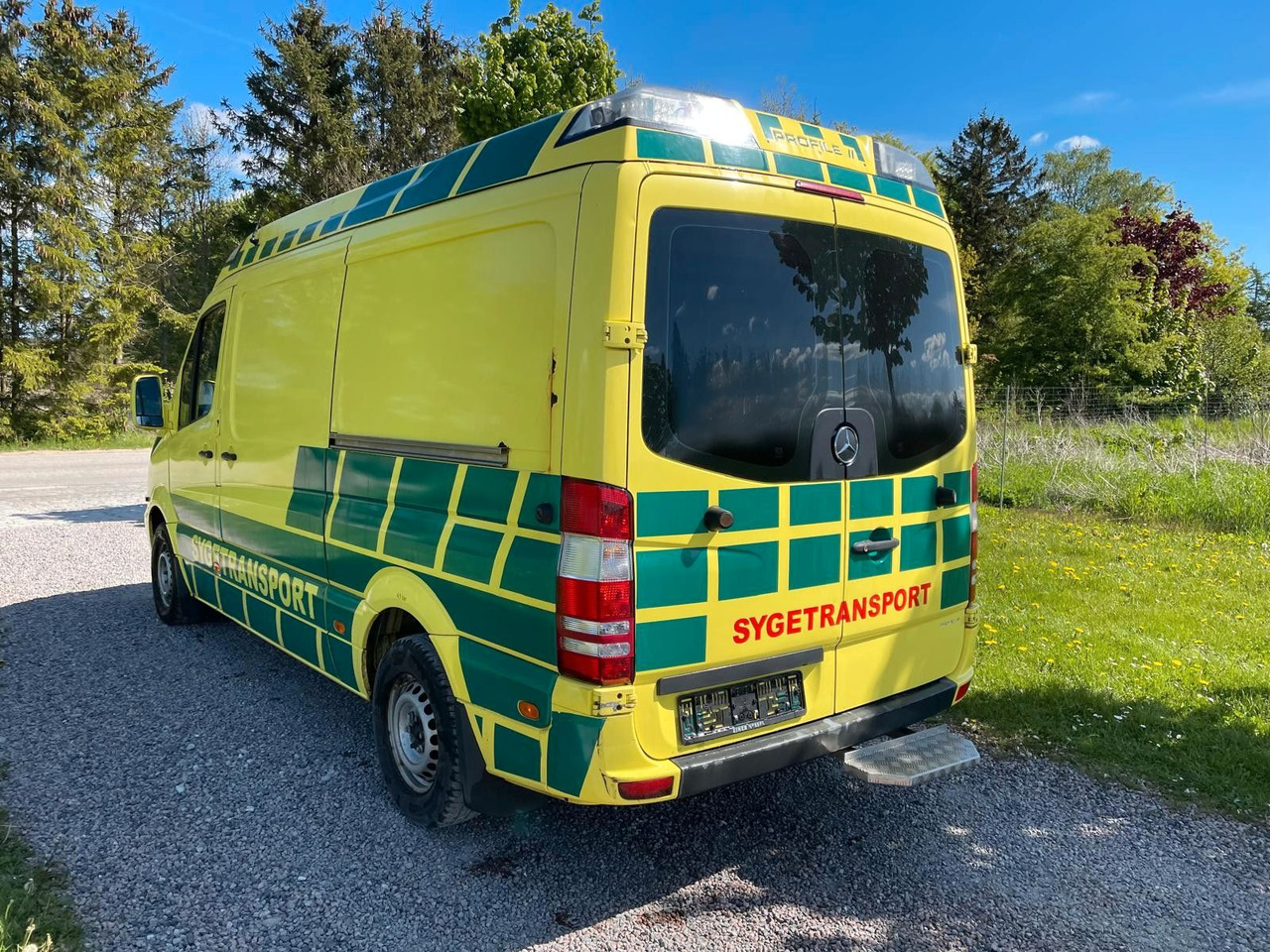 Mercedes-Benz Sprinter II Kasten 316 CDI Aut Ambulance* - Pohotovostní vůz: obrázek 3 Mercedes-Benz Sprinter II Kasten 316 CDI Aut Ambulance* - Pohotovostní vůz: obrázek 3