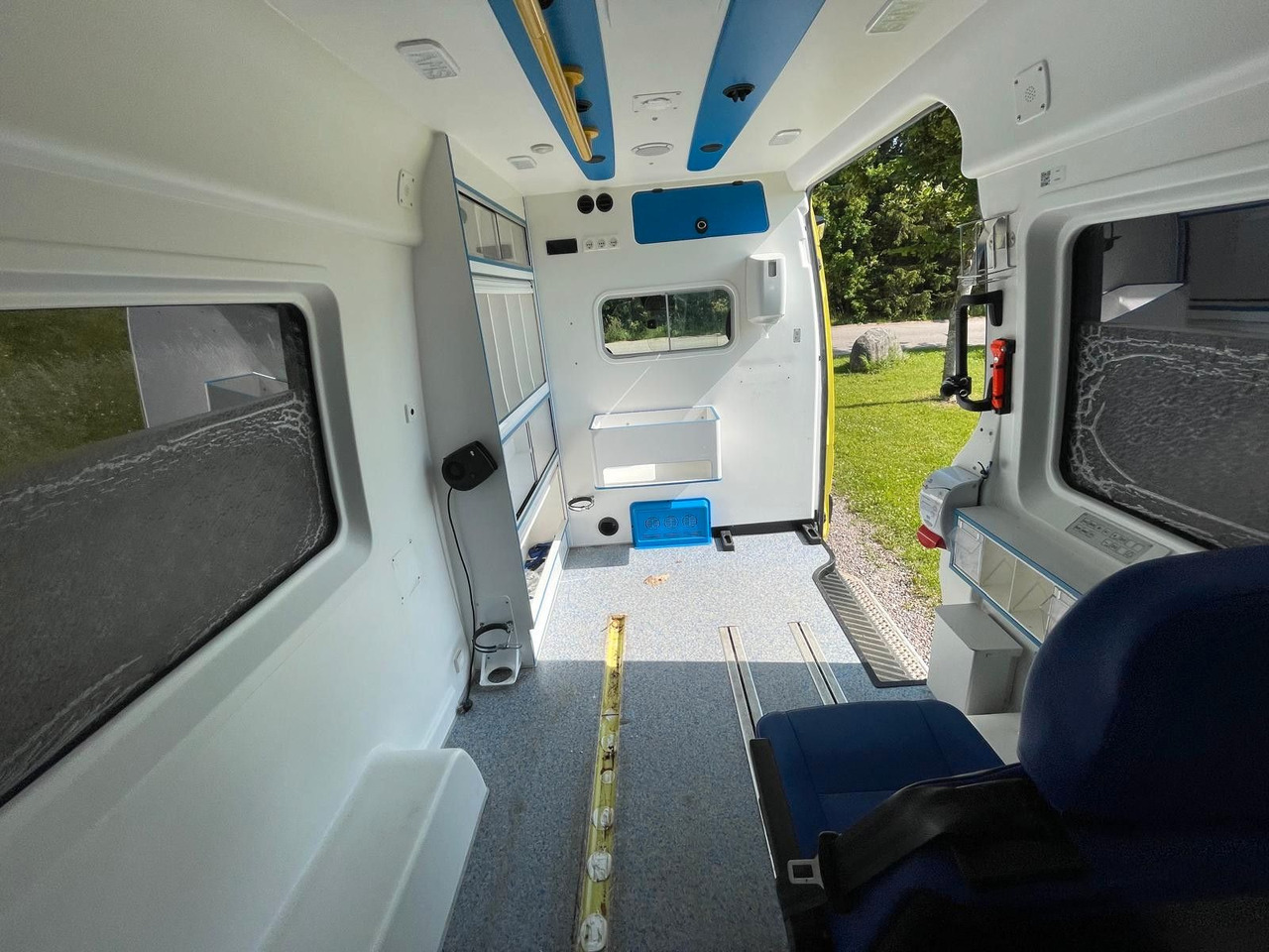 Pohotovostní vůz Mercedes-Benz Sprinter II Kasten 316 CDI Aut: obrázek 22