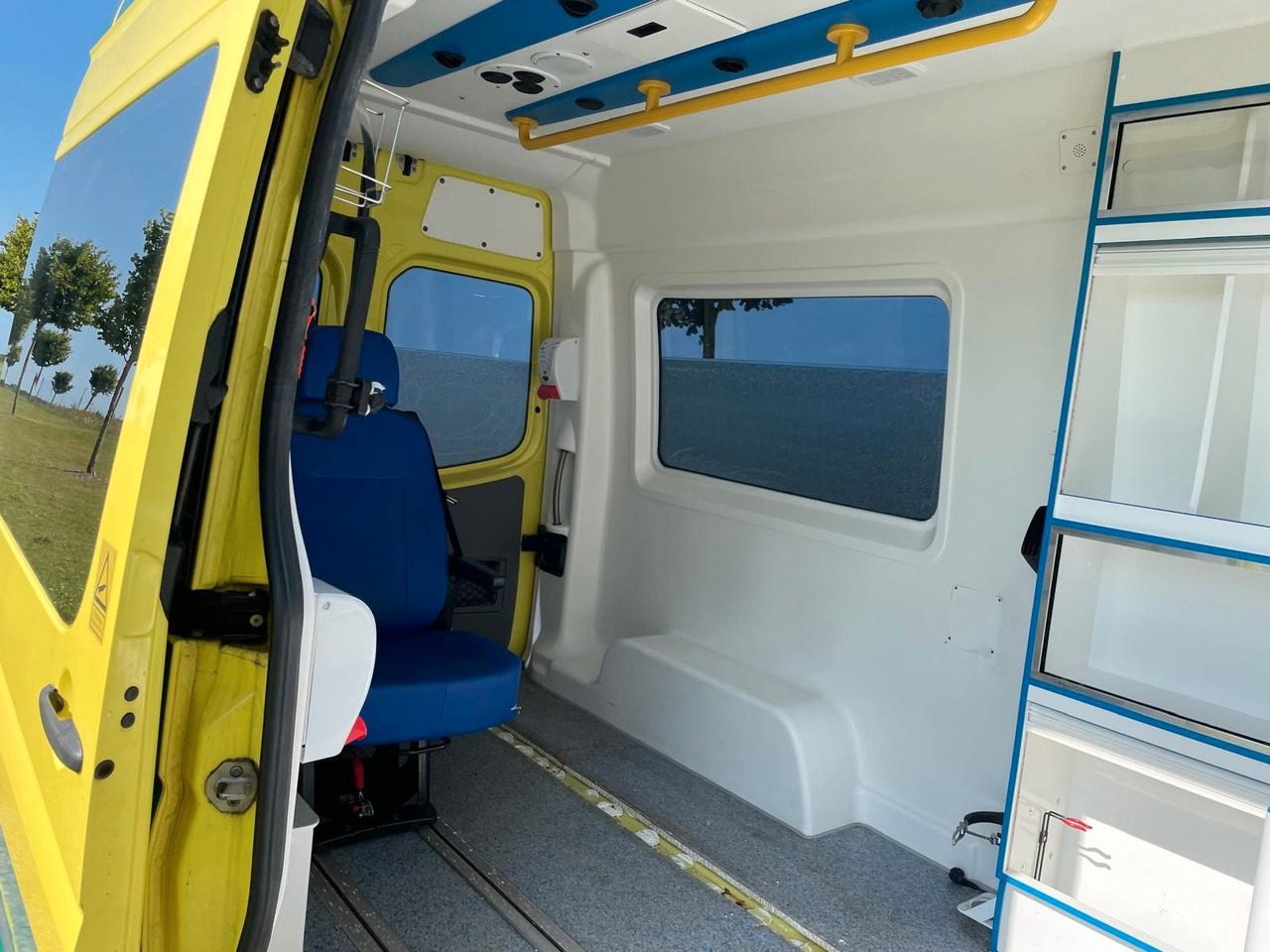 Pohotovostní vůz Mercedes-Benz Sprinter II Kasten 316 CDI Aut: obrázek 20