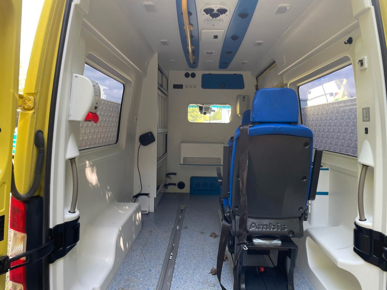 Pohotovostní vůz Mercedes-Benz Sprinter II Kasten 316CDI Aut *Ambulance: obrázek 20