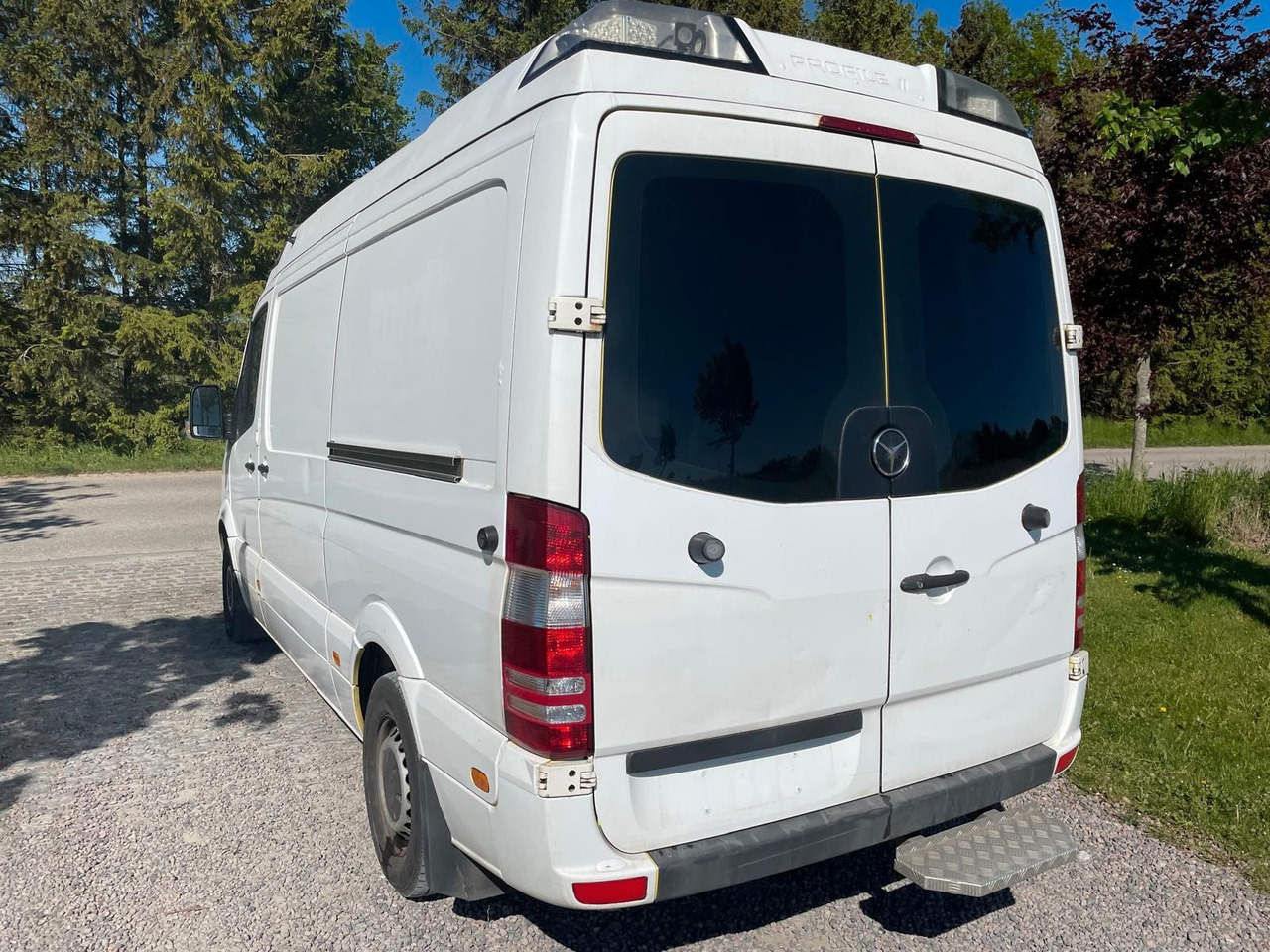 Mercedes-Benz Sprinter Kasten 316 CDI Ambulance *7 300 Netto - Pohotovostní vůz: obrázek 3 Mercedes-Benz Sprinter Kasten 316 CDI Ambulance *7 300 Netto - Pohotovostní vůz: obrázek 3