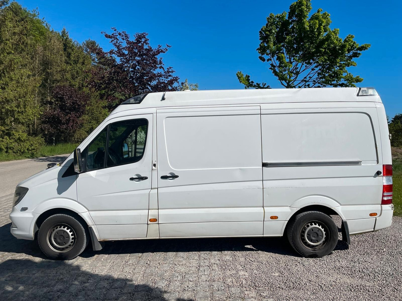 Mercedes-Benz Sprinter Kasten 316 CDI Ambulance *7 300 Netto - Pohotovostní vůz: obrázek 2 Mercedes-Benz Sprinter Kasten 316 CDI Ambulance *7 300 Netto - Pohotovostní vůz: obrázek 2