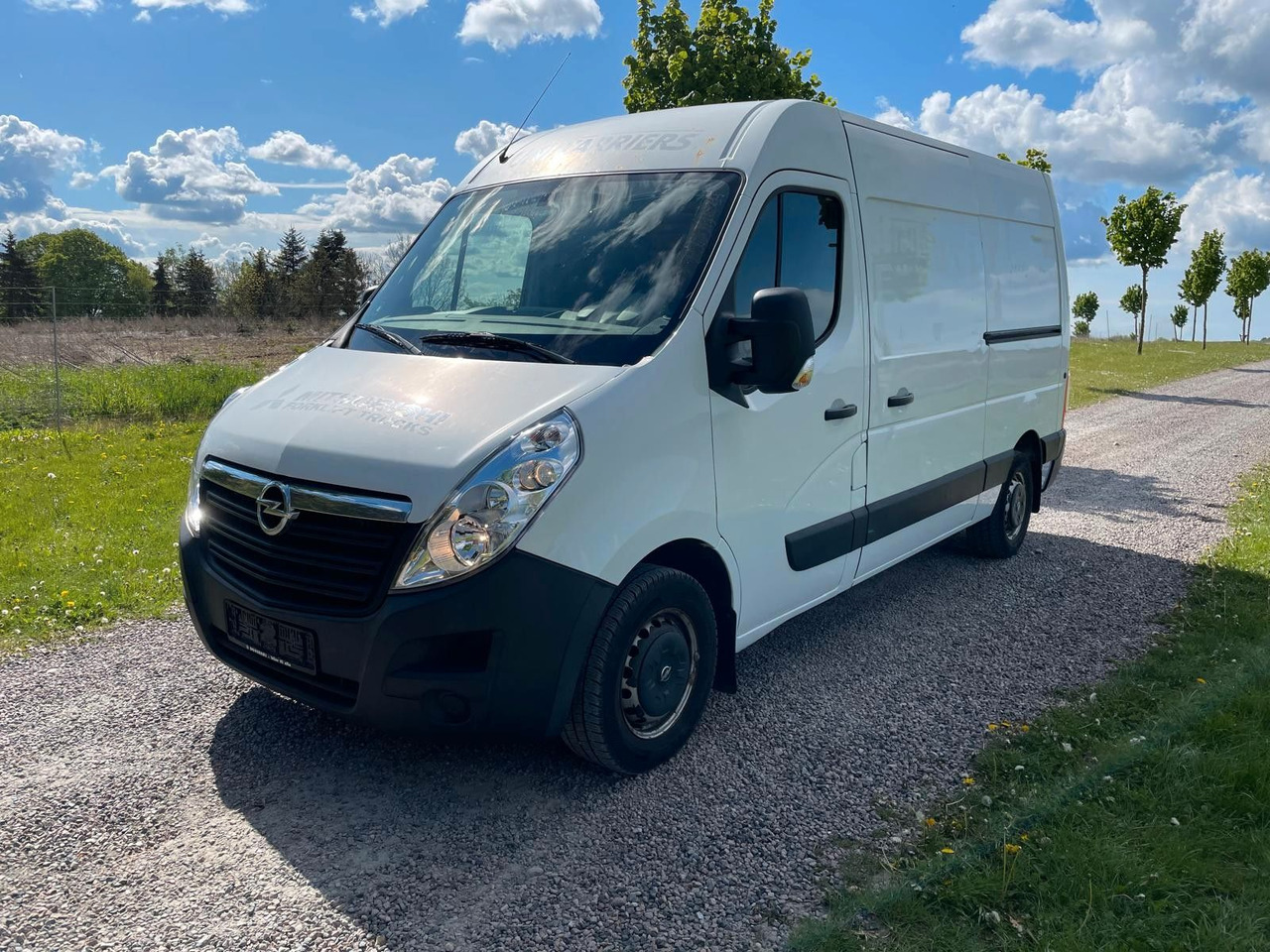 Opel Movano 2.3CDTi 170HP L2H2 Van *7600€ netto - Malá dodávka: obrázek 2 Opel Movano 2.3CDTi 170HP L2H2 Van *7600€ netto - Malá dodávka: obrázek 2