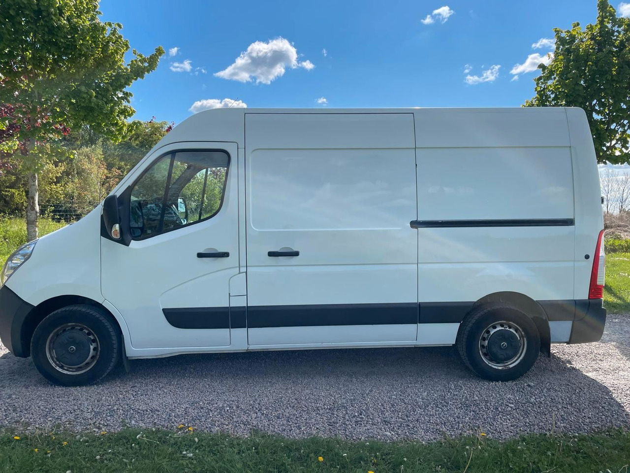 Opel Movano 2.3CDTi 170HP L2H2 Van *7600€ netto - Malá dodávka: obrázek 3 Opel Movano 2.3CDTi 170HP L2H2 Van *7600€ netto - Malá dodávka: obrázek 3