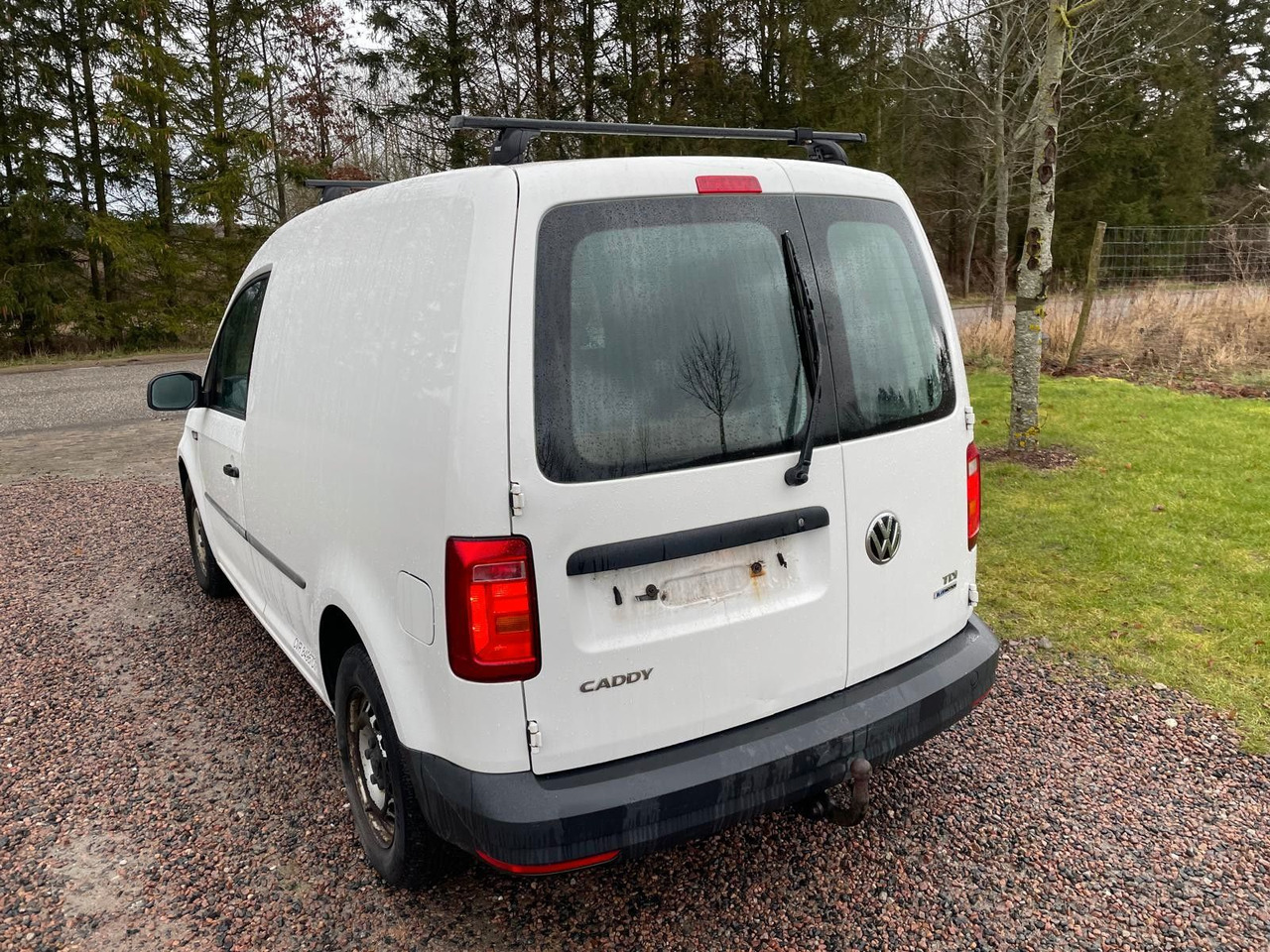 Volkswagen Caddy Kasten BlueMotion Volkswagen Caddy Kasten 2.0 TDI BlueMotion *5900 € netto - Malá dodávka: obrázek 4 Volkswagen Caddy Kasten BlueMotion Volkswagen Caddy Kasten 2.0 TDI BlueMotion *5900 € netto - Malá dodávka: obrázek 4