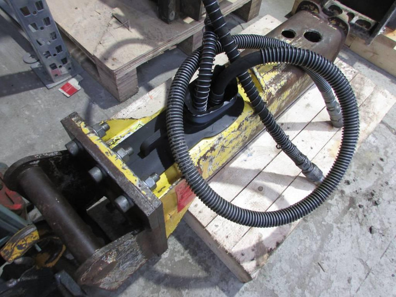 Atlas-Copco EC 40 T Hydraulikhammer 2.100 EUR - Hydraulické kladivo pro Stavební technika: obrázek 2 Atlas-Copco EC 40 T Hydraulikhammer 2.100 EUR - Hydraulické kladivo pro Stavební technika: obrázek 2