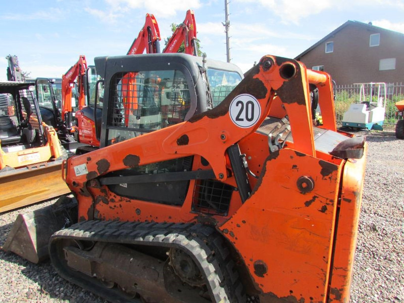 Bobcat T 590 High Flow Kompaktlader 26.000 EUR - Smykový nakladač: obrázek 5 Bobcat T 590 High Flow Kompaktlader 26.000 EUR - Smykový nakladač: obrázek 5