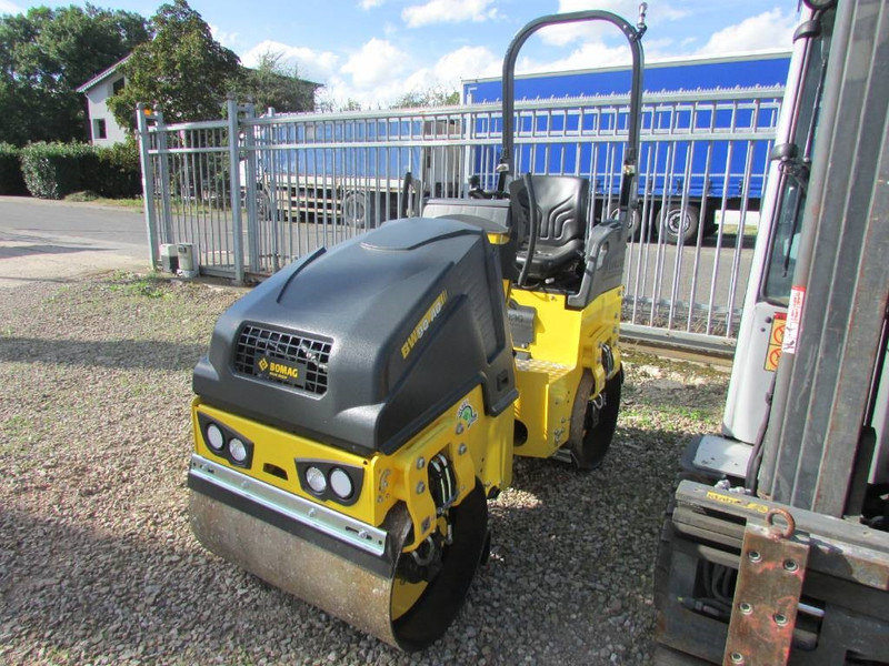 Bomag BW 90 AD-5 Walze / 21.500 EUR - Válec: obrázek 4 Bomag BW 90 AD-5 Walze / 21.500 EUR - Válec: obrázek 4