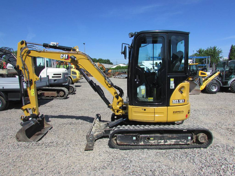 Cat 303.5 E2 CR Minibagger 33.000 EUR - Mini rýpadlo: obrázek 1 Cat 303.5 E2 CR Minibagger 33.000 EUR - Mini rýpadlo: obrázek 1