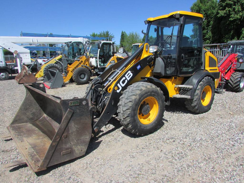 JCB 409 Radlader 29.000 EUR - Kolový nakladač: obrázek 2 JCB 409 Radlader 29.000 EUR - Kolový nakladač: obrázek 2