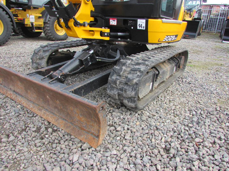 JCB 8029 CTS Minibagger 28.500 EUR 26C-1 8026 8030 - Mini rýpadlo: obrázek 3 JCB 8029 CTS Minibagger 28.500 EUR 26C-1 8026 8030 - Mini rýpadlo: obrázek 3