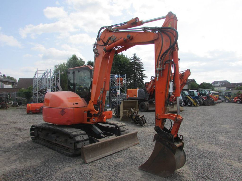 Komatsu PC 80 MR-3 /31.000 EUR - Mini rýpadlo: obrázek 3 Komatsu PC 80 MR-3 /31.000 EUR - Mini rýpadlo: obrázek 3