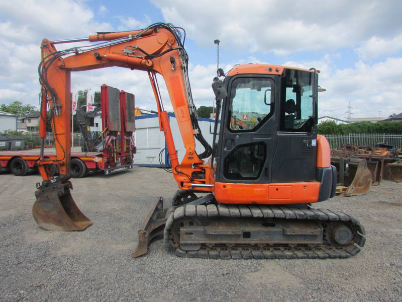 Komatsu PC 80 MR-3 /31.000 EUR - Mini rýpadlo: obrázek 1 Komatsu PC 80 MR-3 /31.000 EUR - Mini rýpadlo: obrázek 1