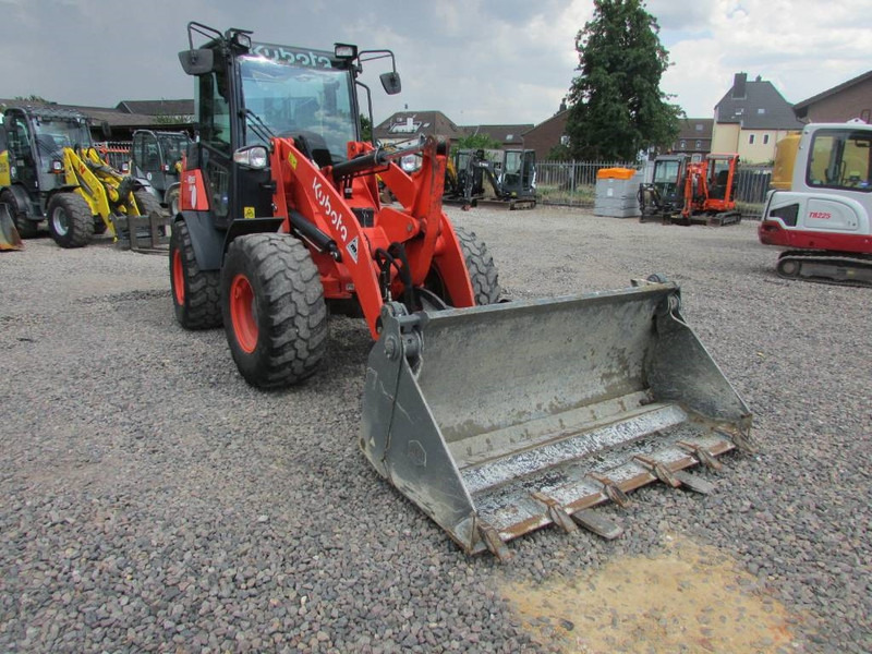 Kubota R 065 Radlader 31.000 EUR - Kolový nakladač: obrázek 4 Kubota R 065 Radlader 31.000 EUR - Kolový nakladač: obrázek 4