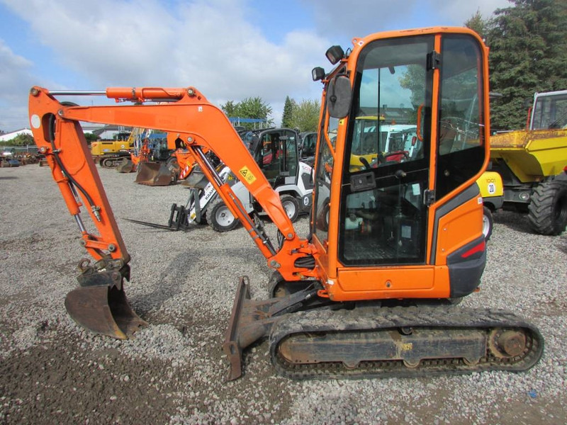 Kubota U 27-4 Minibagger 20.000 EUR - Mini rýpadlo: obrázek 2 Kubota U 27-4 Minibagger 20.000 EUR - Mini rýpadlo: obrázek 2