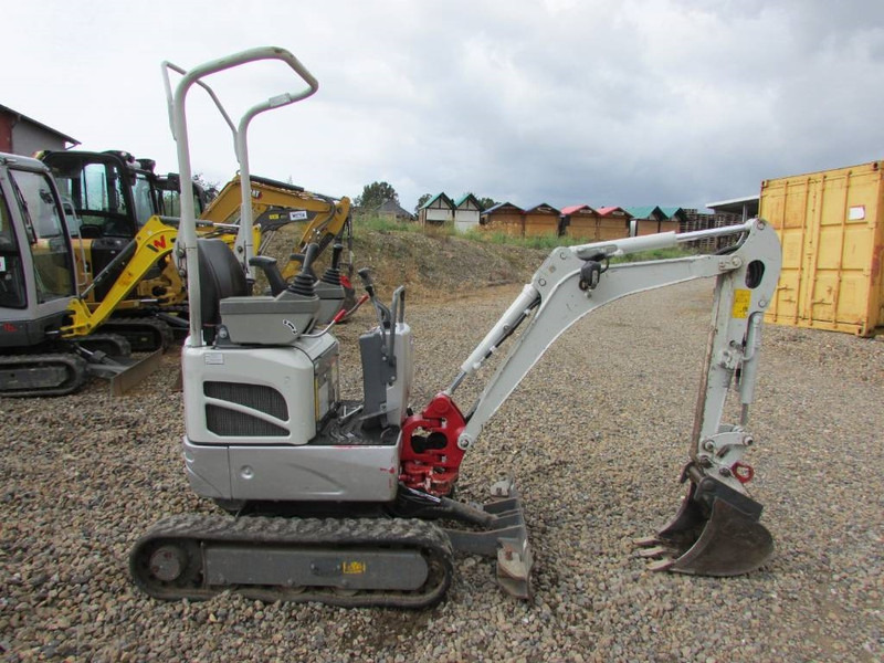 Takeuchi TB 210 R Minibagger 14.500 EUR - Mini rýpadlo: obrázek 4 Takeuchi TB 210 R Minibagger 14.500 EUR - Mini rýpadlo: obrázek 4