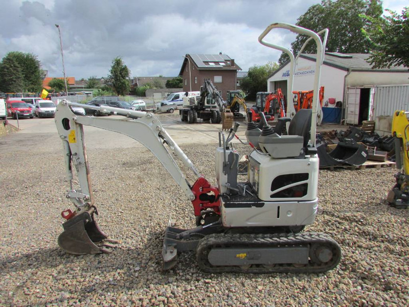 Takeuchi TB 210 R Minibagger 14.500 EUR - Mini rýpadlo: obrázek 1 Takeuchi TB 210 R Minibagger 14.500 EUR - Mini rýpadlo: obrázek 1