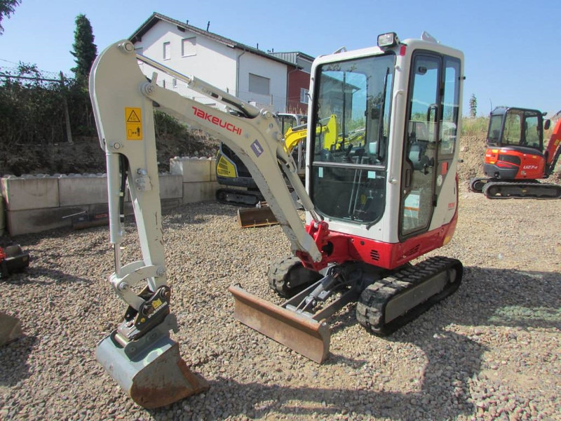 Takeuchi TB 216 V0 Minibagger 23.500 EUR - Mini rýpadlo: obrázek 2 Takeuchi TB 216 V0 Minibagger 23.500 EUR - Mini rýpadlo: obrázek 2