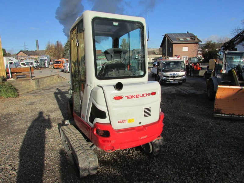 Takeuchi TB 225 V3 Minibagger 30.500 EUR - Mini rýpadlo: obrázek 5 Takeuchi TB 225 V3 Minibagger 30.500 EUR - Mini rýpadlo: obrázek 5