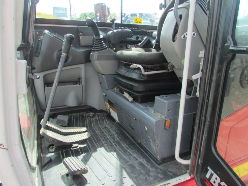 Takeuchi TB 260 Minibagger / AC / 44.500 EUR - Mini rýpadlo: obrázek 4 Takeuchi TB 260 Minibagger / AC / 44.500 EUR - Mini rýpadlo: obrázek 4