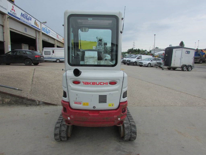 Takeuchi TB225 V3 Minibagger 32.000 EUR net - Mini rýpadlo: obrázek 5 Takeuchi TB225 V3 Minibagger 32.000 EUR net - Mini rýpadlo: obrázek 5