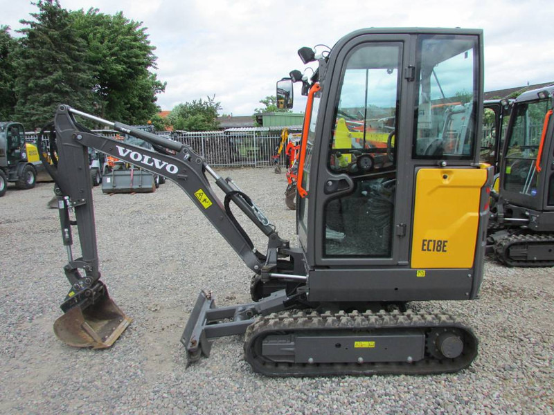 Volvo EC 18 E Minibagger 24.500 EUR - Mini rýpadlo: obrázek 1 Volvo EC 18 E Minibagger 24.500 EUR - Mini rýpadlo: obrázek 1