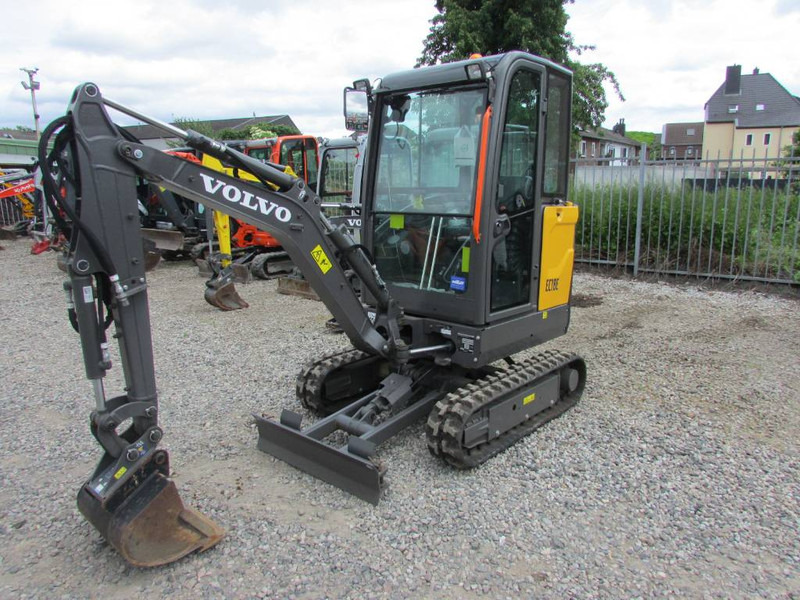 Volvo EC 18 E Minibagger 24.500 EUR - Mini rýpadlo: obrázek 2 Volvo EC 18 E Minibagger 24.500 EUR - Mini rýpadlo: obrázek 2