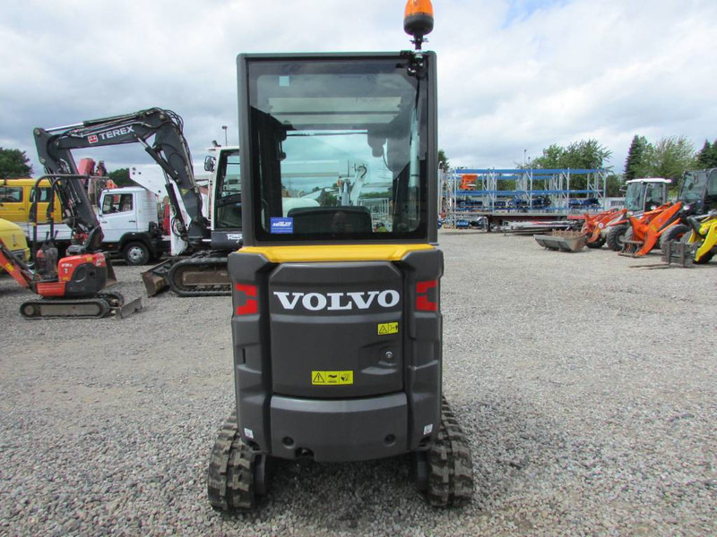 Volvo EC 18 E Minibagger 24.500 EUR - Mini rýpadlo: obrázek 5 Volvo EC 18 E Minibagger 24.500 EUR - Mini rýpadlo: obrázek 5