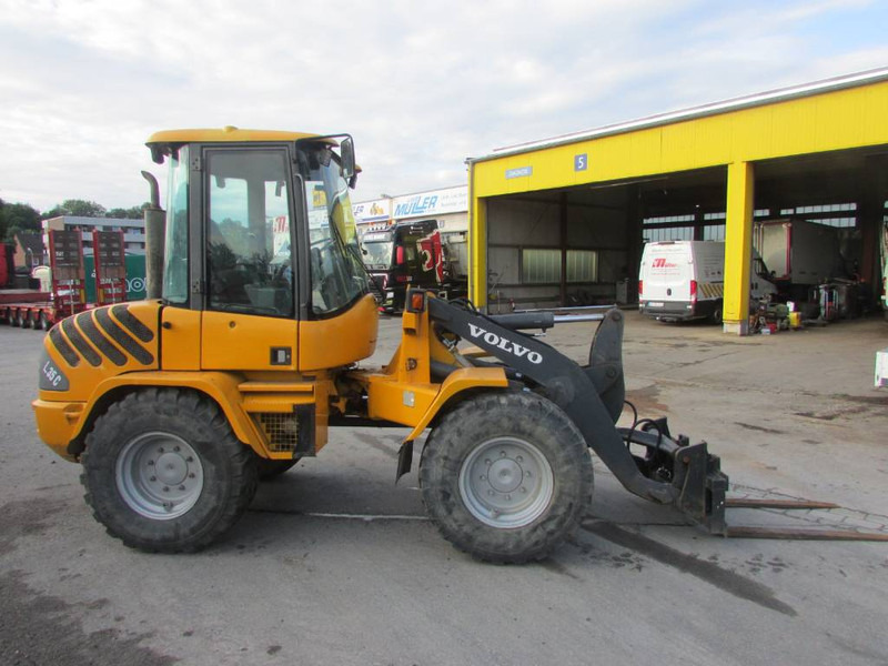 Volvo L 35 B-Z Radlader 18.000 EUR - Kolový nakladač: obrázek 4 Volvo L 35 B-Z Radlader 18.000 EUR - Kolový nakladač: obrázek 4