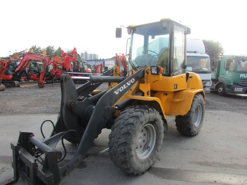 Volvo L 35 B-Z Radlader 18.000 EUR - Kolový nakladač: obrázek 2 Volvo L 35 B-Z Radlader 18.000 EUR - Kolový nakladač: obrázek 2