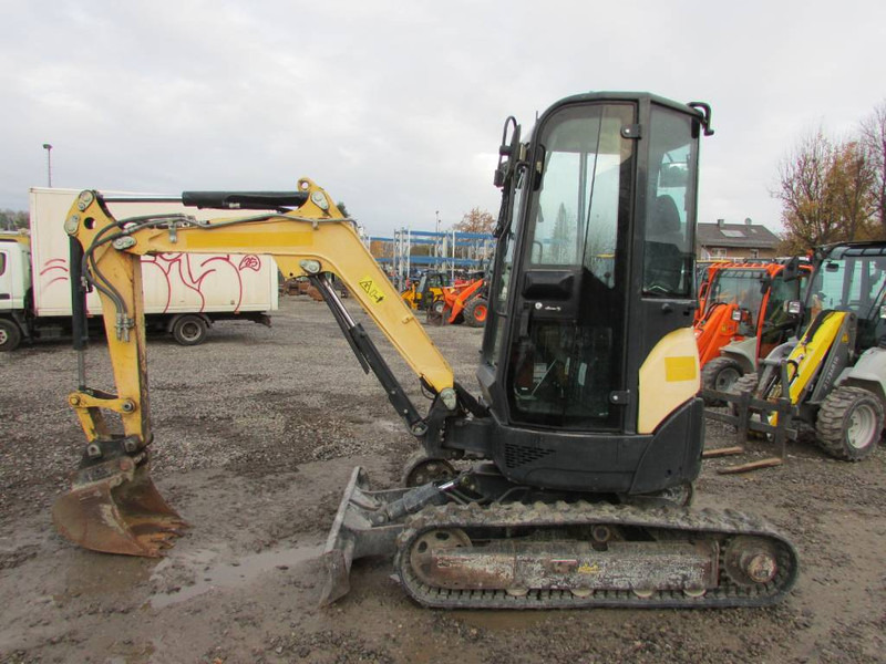 Yanmar Vio 25-4 Minibagger 19.500 EUR - Mini rýpadlo: obrázek 1 Yanmar Vio 25-4 Minibagger 19.500 EUR - Mini rýpadlo: obrázek 1