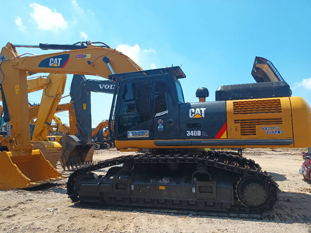 CAT 340D2L - Pásové rýpadlo: obrázek 4 CAT 340D2L - Pásové rýpadlo: obrázek 4