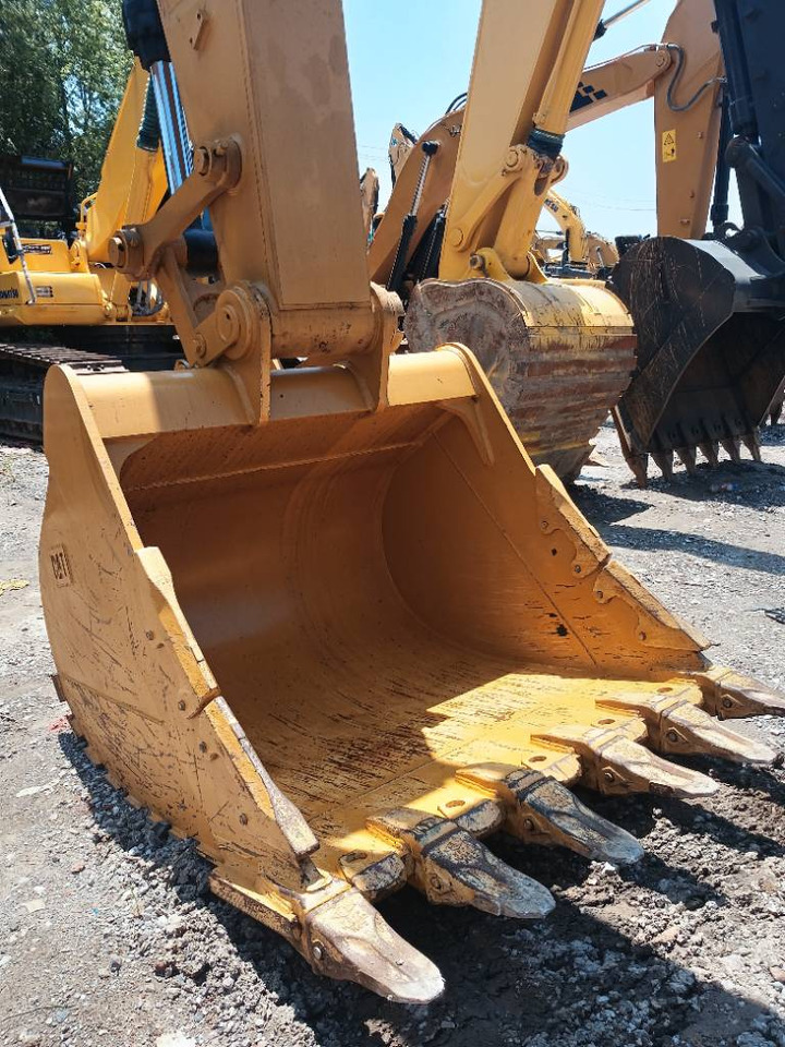 CAT 340D2L - Pásové rýpadlo: obrázek 3 CAT 340D2L - Pásové rýpadlo: obrázek 3