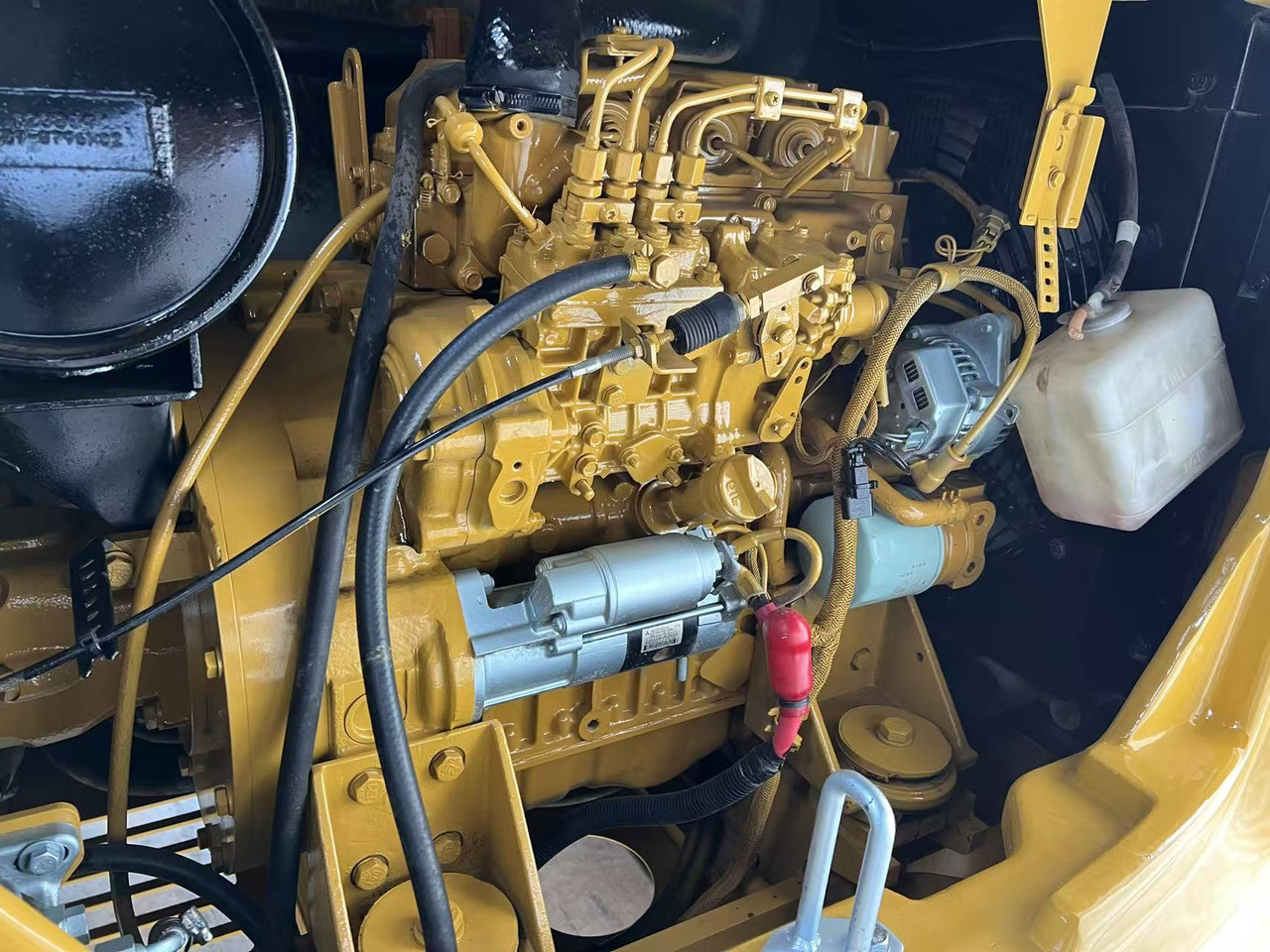 CATERPILLAR 305.5E2 - Mini rýpadlo: obrázek 5 CATERPILLAR 305.5E2 - Mini rýpadlo: obrázek 5