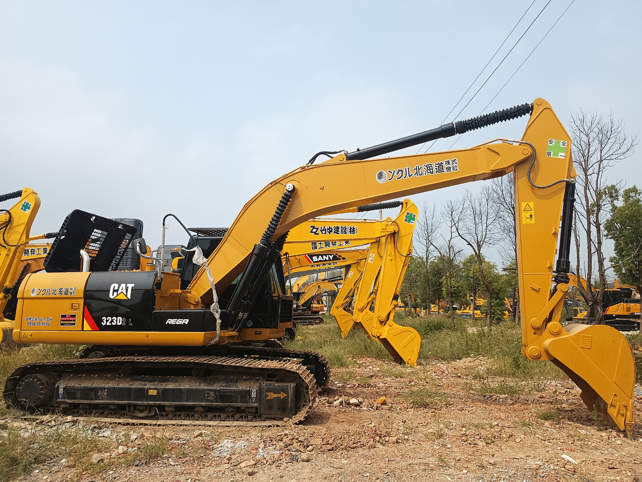 CATERPILLAR 323D2L - Pásové rýpadlo: obrázek 1 CATERPILLAR 323D2L - Pásové rýpadlo: obrázek 1