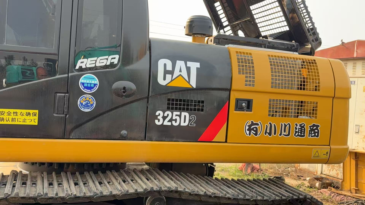 CATERPILLAR 325D2 - Pásové rýpadlo: obrázek 3 CATERPILLAR 325D2 - Pásové rýpadlo: obrázek 3
