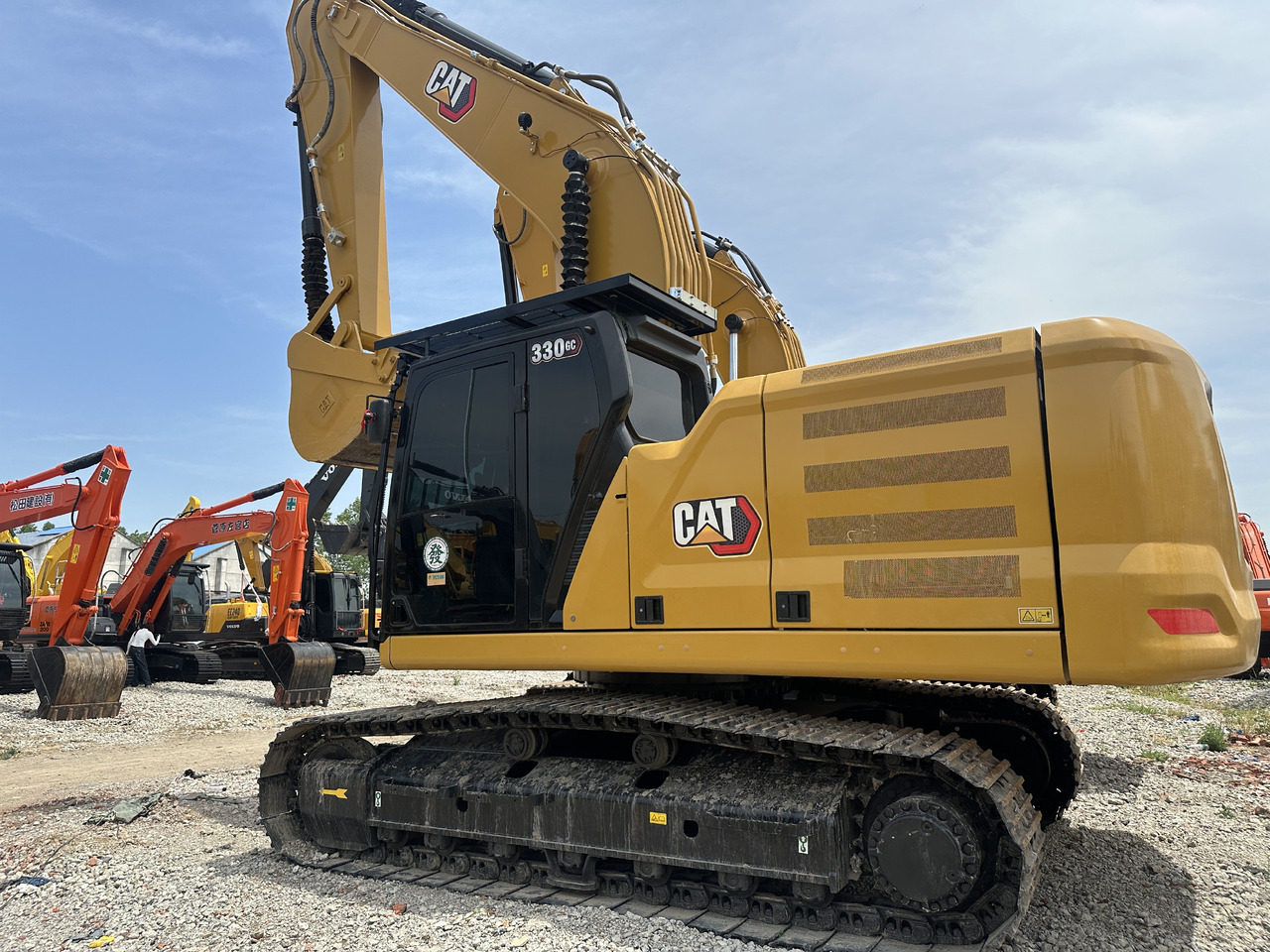 CATERPILLAR 330GC - Kolesové rýpadlo: obrázek 1 CATERPILLAR 330GC - Kolesové rýpadlo: obrázek 1