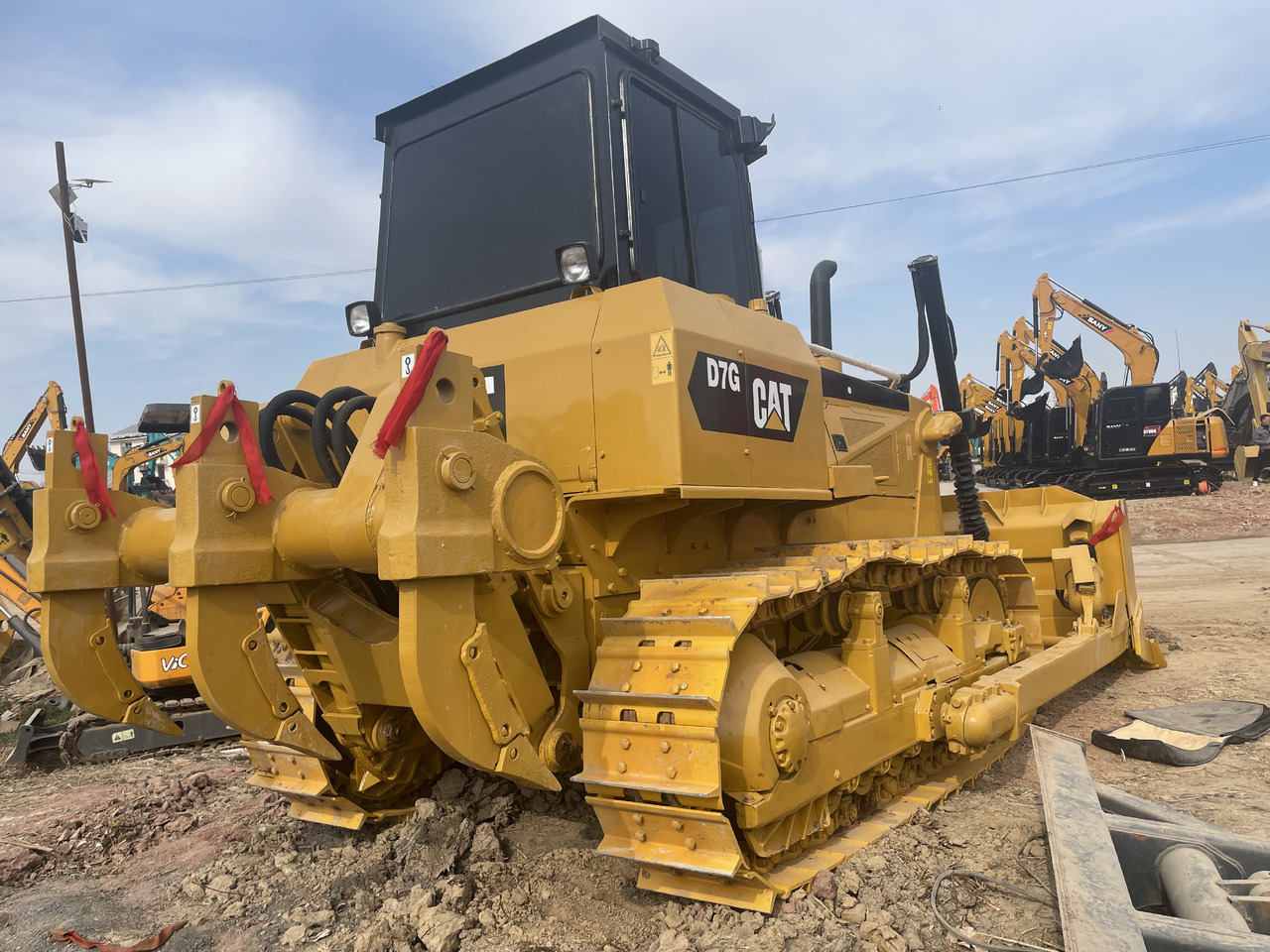 CATERPILLAR D7G - Buldozer: obrázek 3 CATERPILLAR D7G - Buldozer: obrázek 3