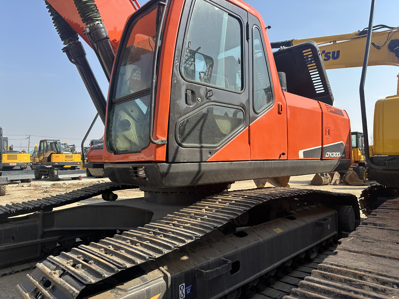 Doosan DX300-9C - Pásové rýpadlo: obrázek 3 Doosan DX300-9C - Pásové rýpadlo: obrázek 3