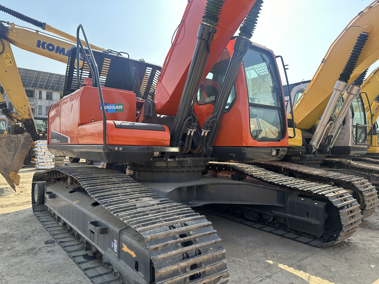 Doosan DX300-9C - Pásové rýpadlo: obrázek 2 Doosan DX300-9C - Pásové rýpadlo: obrázek 2