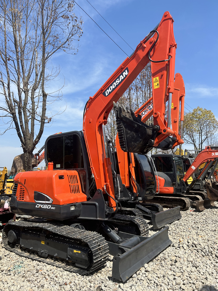 Doosan DX60 - Mini rýpadlo: obrázek 1 Doosan DX60 - Mini rýpadlo: obrázek 1