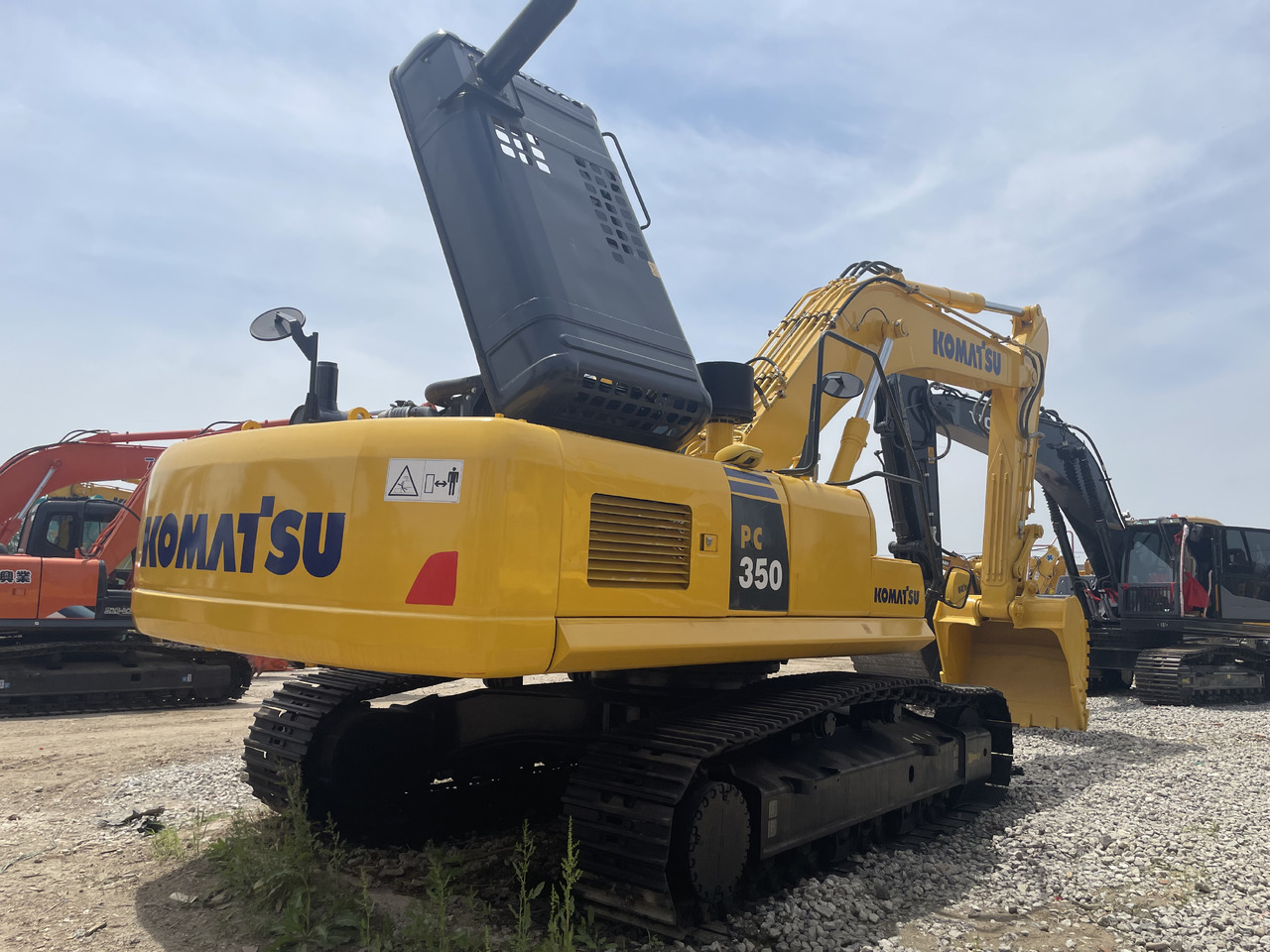 KOMATSU PC350-8 - Pásové rýpadlo: obrázek 2 KOMATSU PC350-8 - Pásové rýpadlo: obrázek 2