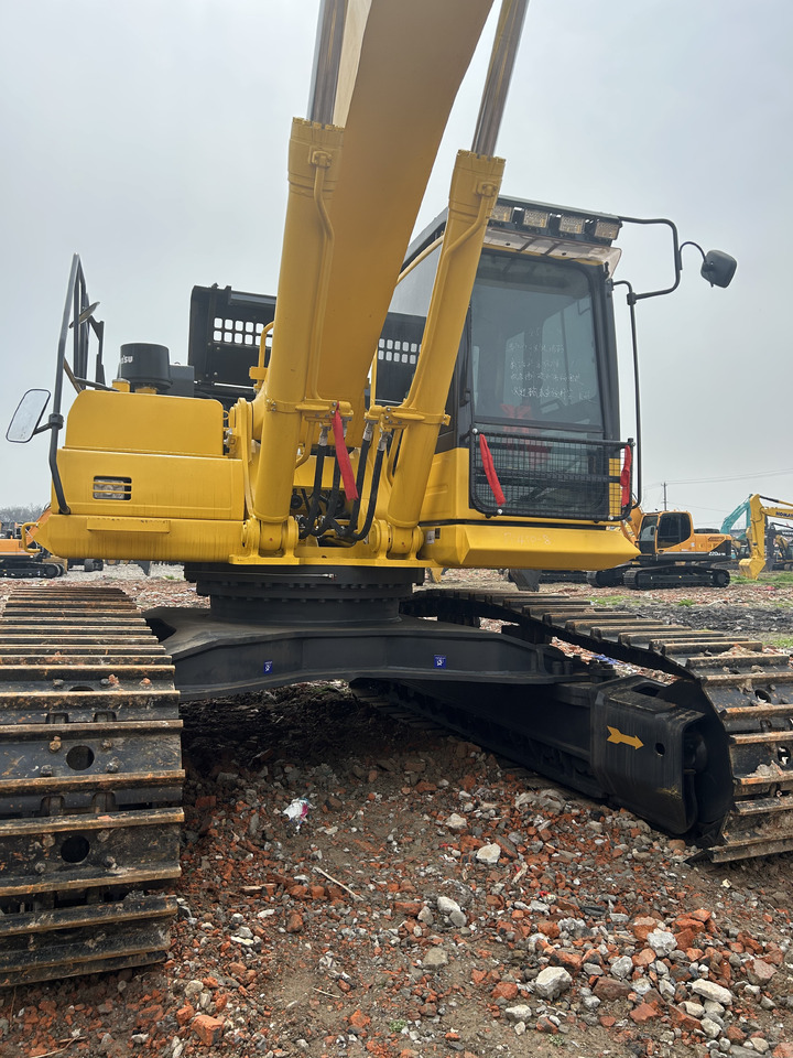 KOMATSU PC450-8 - Pásové rýpadlo: obrázek 4 KOMATSU PC450-8 - Pásové rýpadlo: obrázek 4