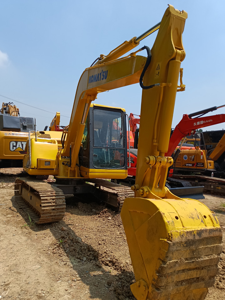 Pásové rýpadlo KOMATSU PC60-7: obrázek 6