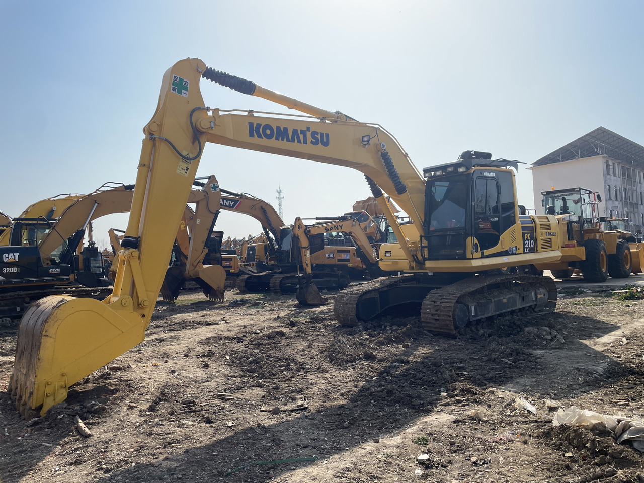 Komatsu PC 210LC - Pásové rýpadlo: obrázek 3 Komatsu PC 210LC - Pásové rýpadlo: obrázek 3