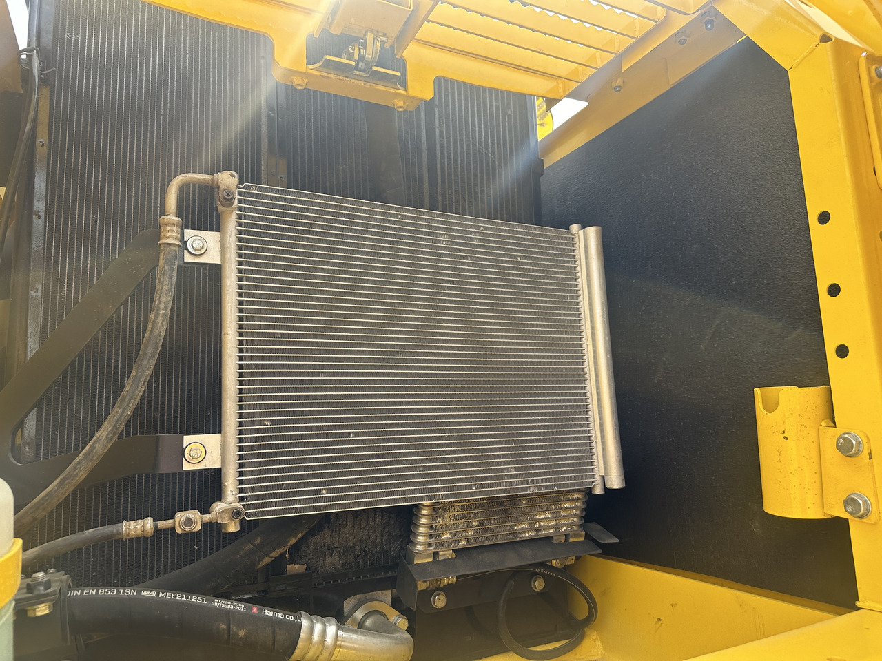 Komatsu PC 240 LC-8 - Pásové rýpadlo: obrázek 4 Komatsu PC 240 LC-8 - Pásové rýpadlo: obrázek 4