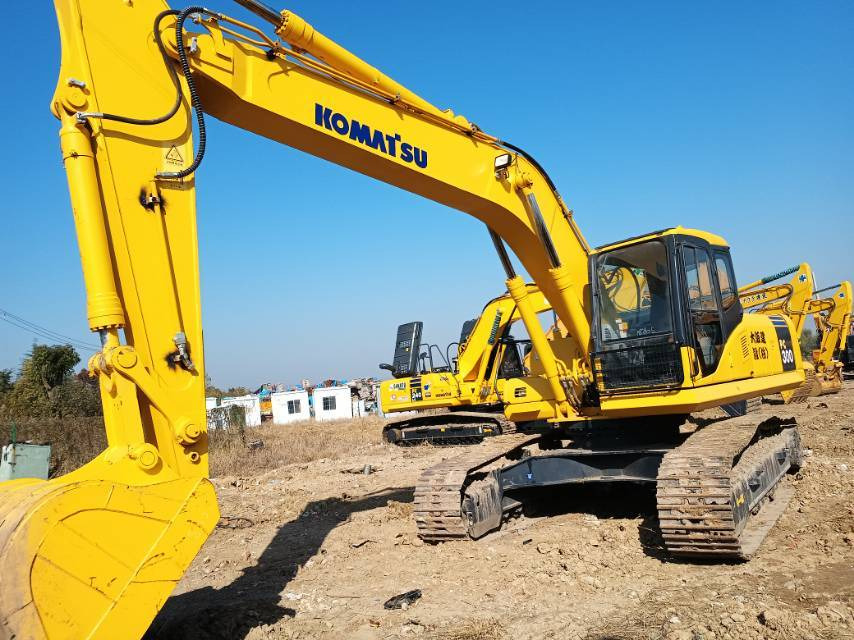 Komatsu PC 300 - Pásové rýpadlo: obrázek 4 Komatsu PC 300 - Pásové rýpadlo: obrázek 4