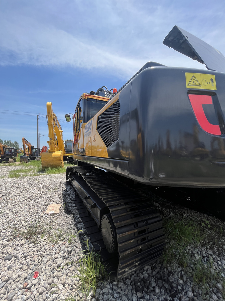 Volvo EC300DL - Pásové rýpadlo: obrázek 4 Volvo EC300DL - Pásové rýpadlo: obrázek 4